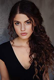 Mellany Barros