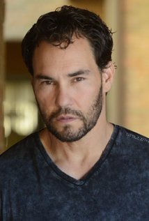 Kenneth Carrella