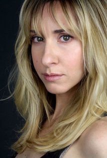 Nicole Dionne