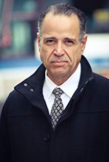 Robert J Morgalo