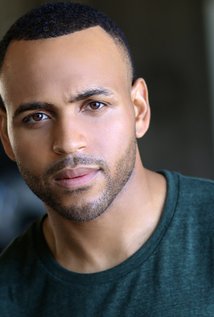 Troy Curvey III