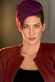 Roni Locke